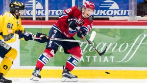 Tegeran Slämy: Vieraana Micke Åsten