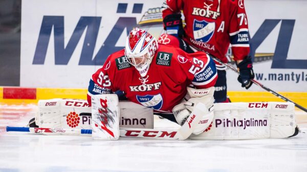 Maalivahtiosastolla loukkaantumisia – uusi veskari kuukauden sopimuksella IFK:hon