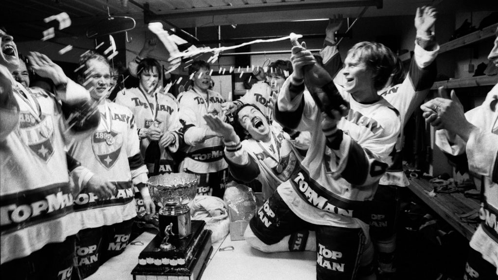 KLASSIKKOPELIT: Helsingin herruus pelissä – Kevään 1983 ratkaiseva finaali HIFK TV:ssä