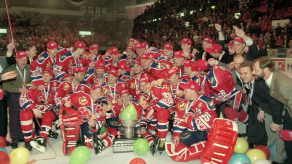 KLASSIKKOPELIT: Kaikkien aikojen joukkue – Katso ratkaiseva finaali keväältä 1998!