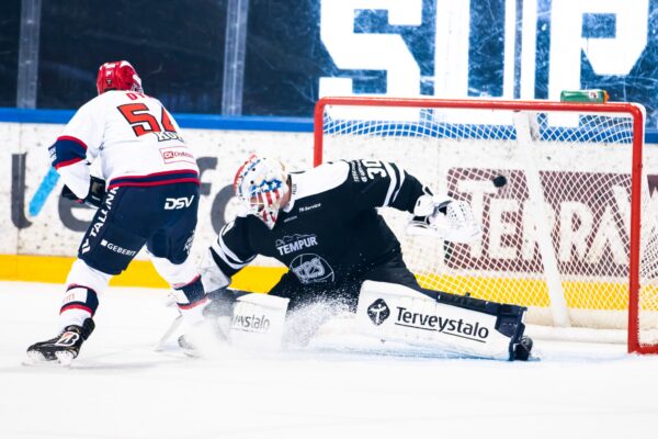 3v3 Super Series: Tuttuja nimiä pörssikärjessä