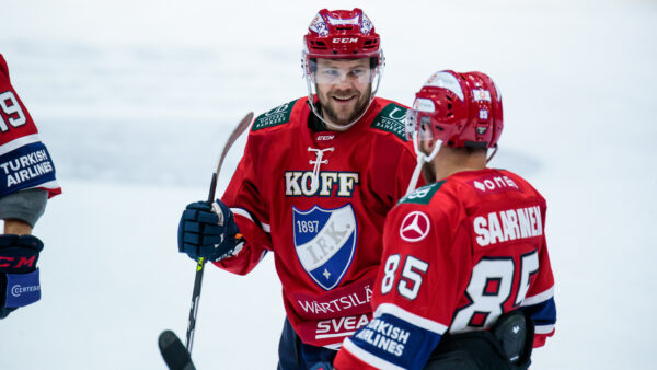 GIGANTTI OTTELUSTUDIO: Liigan kärkimatsi illalla! – HIFK saa vieraita Raumalta