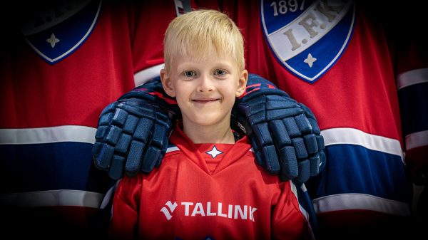 Turvallista kouluvuotta! – Lataa HIFK-lukujärjestys nimmareilla