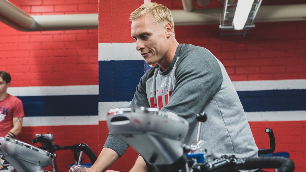 GIGANTTI Pregame Studio: Olli Palola: Iso ilta minulle