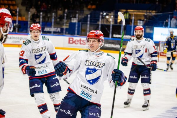 FORENOM MATSIRAPORTTI: Vierasrundi käyntiin voitolla