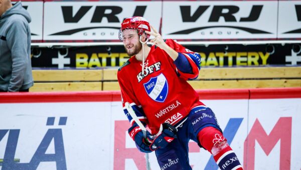 FORENOM MATSIRAPORTTI: Tappioputki poikki kotihallissa!