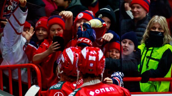 Yleisö palasi Nordikselle ja siivitti HIFK:n voittoon Jukureista