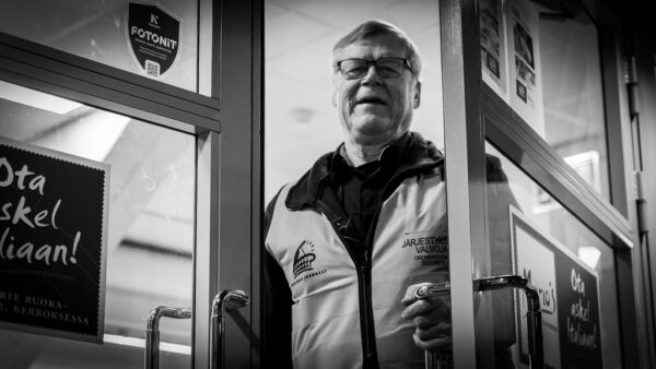 FREE.fi | People Of HIFK: Ensimmäinen kohtaaminen