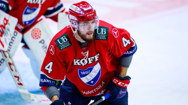 GIGANTTI Pregame Studio: Liikkuvampi ja fiksumpi pelaaja