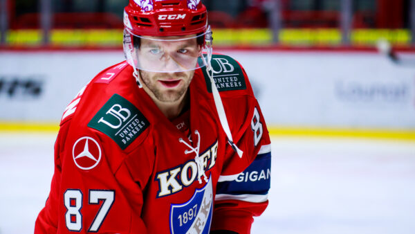 TIEDOTE: Iiro Pakarinen jatkaa HIFK:ssa