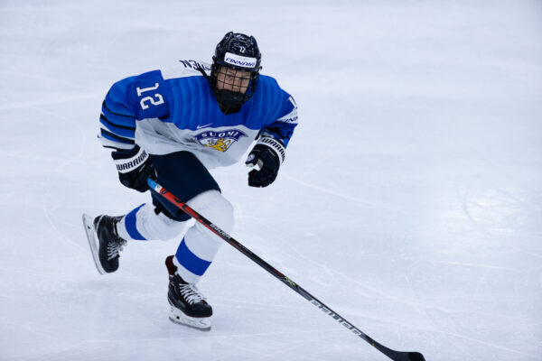 Kolme Gimmaa Naisleijonien MM-kisaryhmään