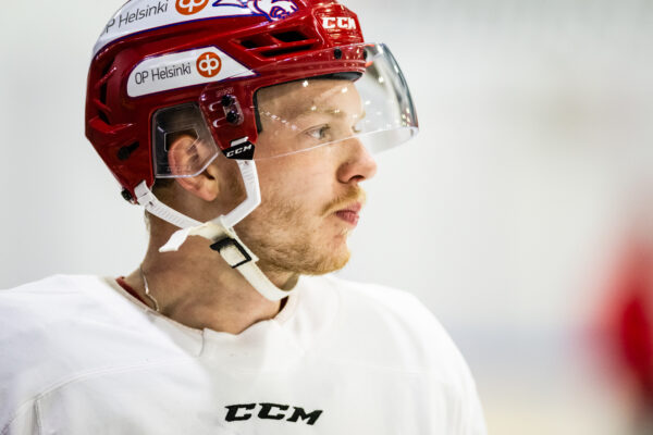 Puolustaja Joona Lehmus HIFK:hon