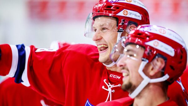 Kyocera uutisminuutti: Jengi koossa taas