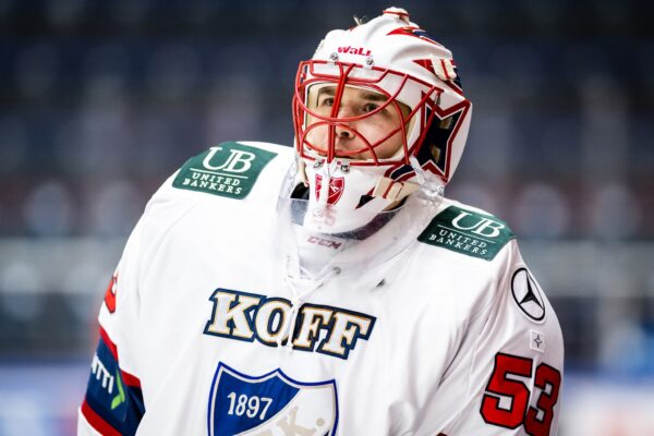 Halonen starttaa Sportia vastaan – Myöhäisillan matsi Vaasassa