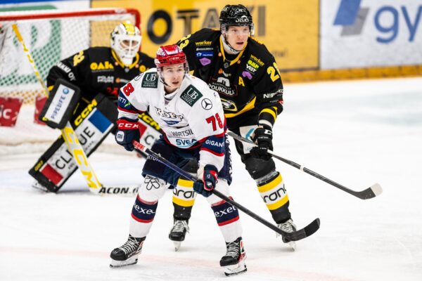 Kiekko jäähän Oulussa kello 17:00 – tässä HIFK:n kokoonpano