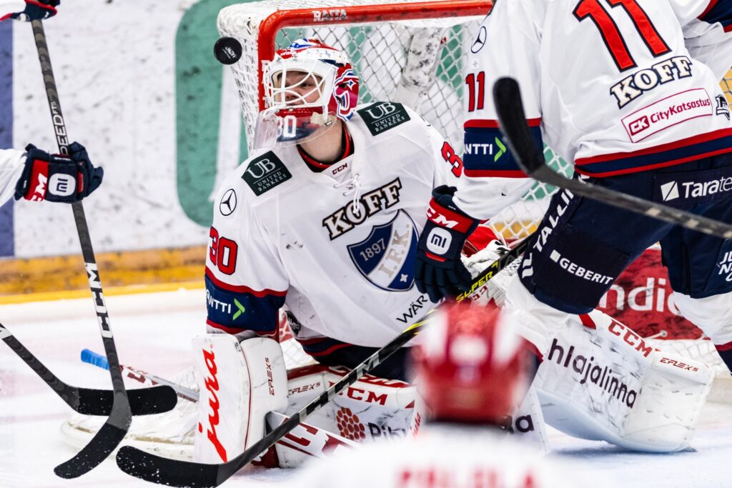 Kolme pinnaa Oulusta – HIFK:n pisteputki jo yhdeksän ottelun mittainen
