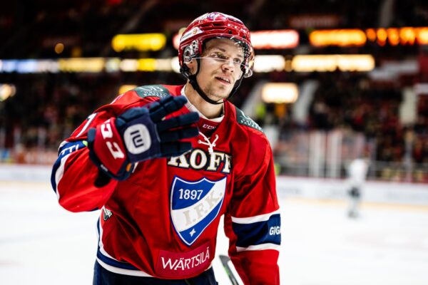 Juha Jääskä jatkaa HIFK:ssa kaudella 2023-2024