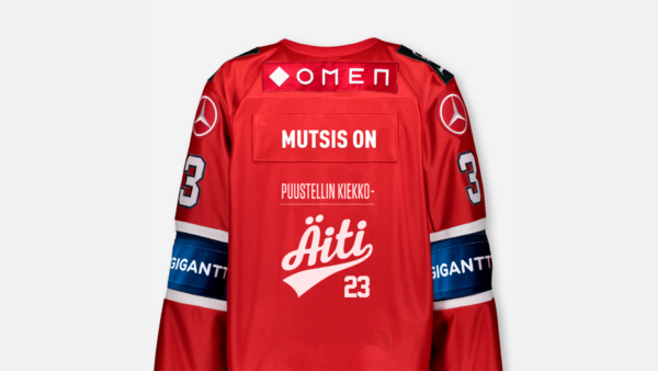 Puustelli ja HIFK etsivät Vuoden Kiekkoäitiä