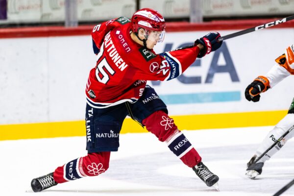 Kasper Halttunen matkustaa Nashvilleen NHL:n varaustilaisuuteen