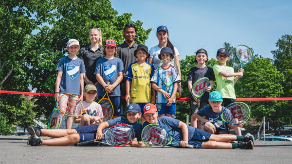 Ensimmäinen lasten Tillsammans-liikuntaleiri järjestettiin Nordiksella