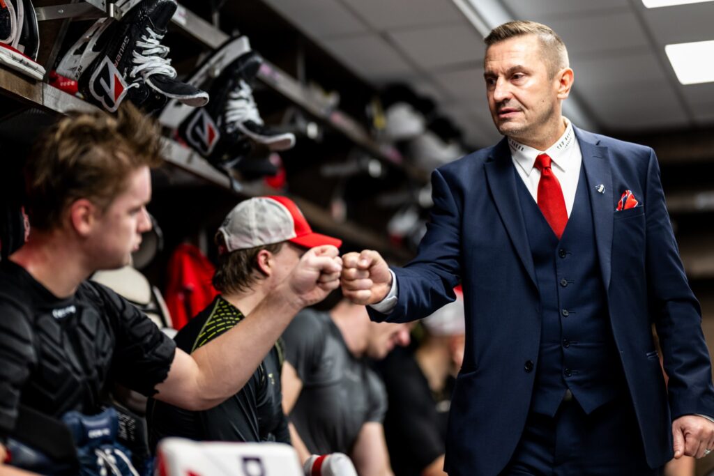 Ville Peltonen mukaan Latvian MM-valmennusryhmään