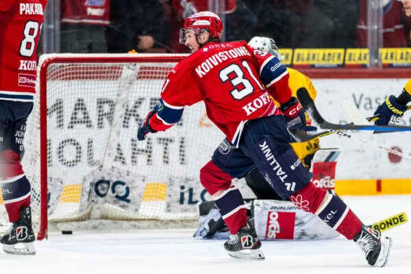 GIGANTTI Ottelustudio: Nuorten nälkäisten laitureiden perässä