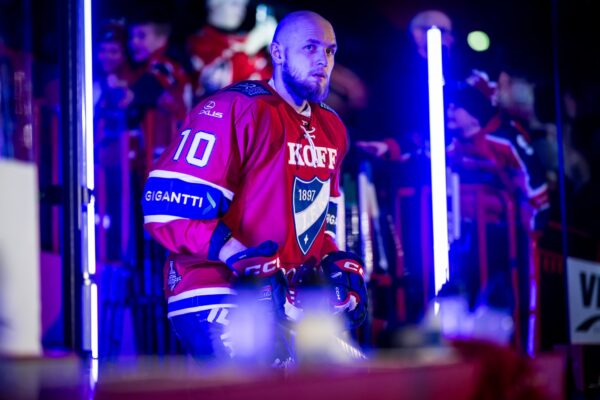 Vain voitto riittää tiistaina – Panokset tapissa Nordiksella