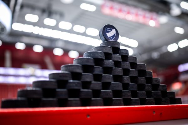 HIFK-sovelluksen Bättre Folk -näkymän vikaa korjataan